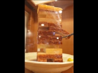 ショーケースの反射が湯気っぽくも見える...（写真はRokusanさん提供）