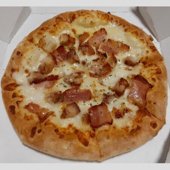 ドミノ・ピザの「全品半額」に出た宅配ピザ"そもそも高値"の大疑問