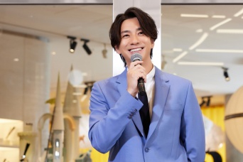 俳優 三浦翔平登場！　『ジョー マローン ロンドン 原宿』グランドオープン　三浦は「潮風の香りは気分が安らかになります」