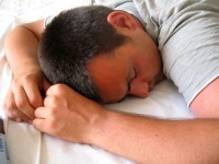 ホントに疲れが吹き飛ぶ正しい昼寝のやり方「起きてから6時間から8時間後に昼寝する」