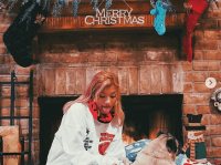 インスタグラム：ローラ(@rolaofficial)より