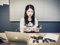 ヤバすぎ！　男性がドン引きした「女性社員のデスク」6選