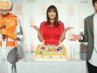 アインシュタイン・稲田直樹、広瀬アリス、アインシュタイン・河井ゆずる⒞まんが王国