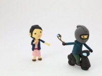被害にあわないよう、注意して歩こう（画像はイメージ）