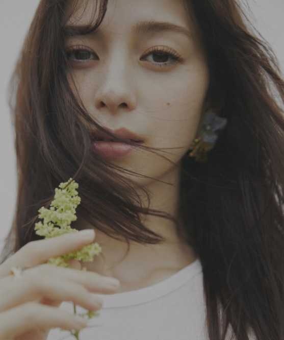 Instagram:中条あやみ(@nakajo_ayami)より