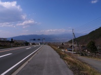 山梨県内の道路（Kazuhiko Maedaさん撮影,Flickrより）