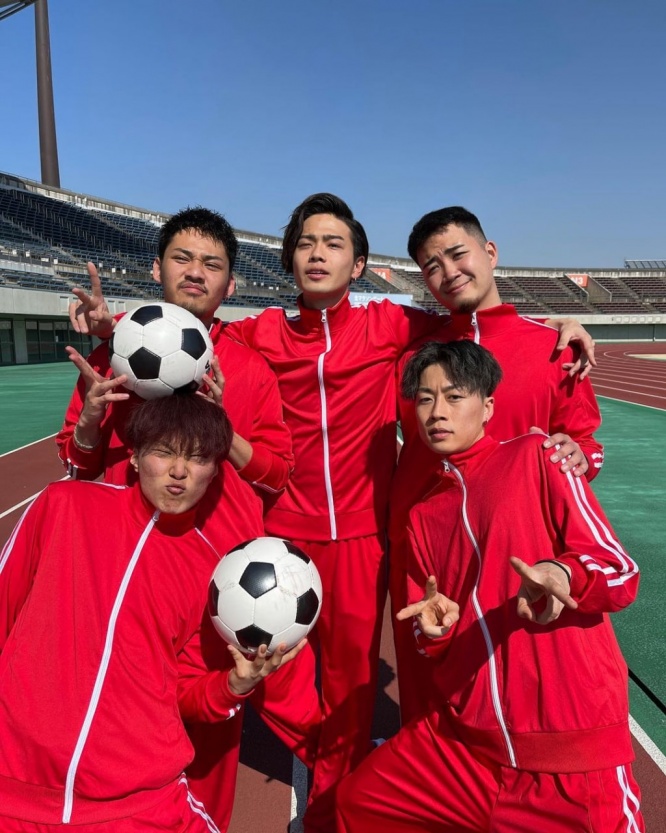コムドットやまと公式インスタグラムより　https://www.instagram.com/com.yamato/?hl=ja