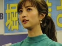 堀田茜