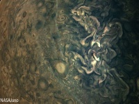 まるでクロード・モネの絵画のよう。NASAの木星探査機がとらえた木星の最新画像