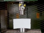 【実験】コピー用紙をプレス機で潰したら、こうなった…