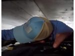 くぐれるか！？　とてつもなく低い橋の下をカヤックで通ろうとするが…