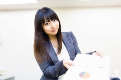 男子の本音！　残業中、同僚女子に言われたい「励ましの言葉」5つ
