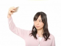 全然かわいくないよ、それ。男子ウケ最悪な「非モテ・ポーズ」6つ