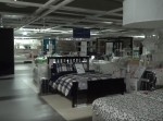 真似したらダメ！ ＩＫＥＡに忍び込んで一泊した男たち