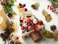贅沢！　生のクリスマスケーキをタクシーが届けてくれる新サービス