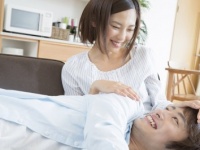 ゴロゴロ、スリスリ、ニャンニャン。男性が彼女に無性に甘えたくなるとき4つ！
