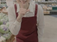 「スーパーで抱っこをせがみ、一歩も動かない2歳息子。途方に暮れる私におばちゃん店員が...」（大阪府・30代女性）