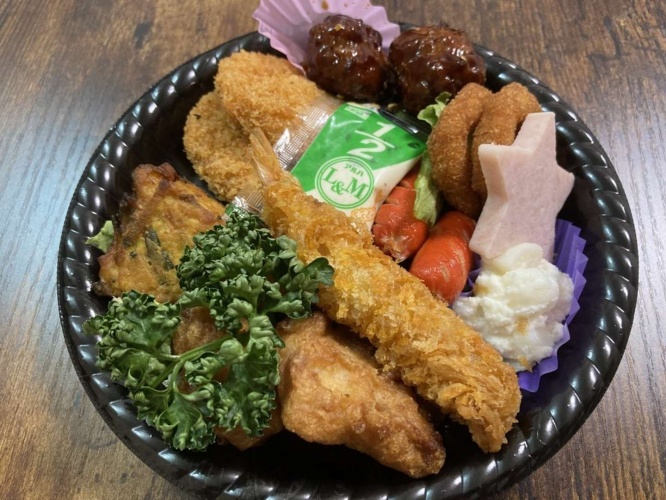 ＜連載＞スーパー玉出「激安メシ」の世界【クリスマスオードブル】