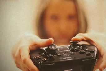 うつ病を診断し、治療もできるテレビゲームが開発される