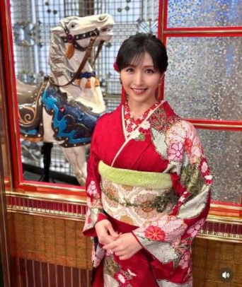 Instagram:横山ルリカ(@rurika_yokoyama_official)より