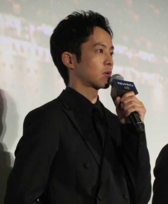 Instagram：松坂桃李 (@tori.matsuzaka.official)より