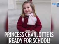 とってもキュート！英シャーロット王女が笑顔で幼稚園に初登園
