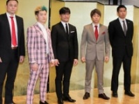 伊藤隆代表、那須川天心、榊原信行代表取締役、武尊、中村拓己プロデューサー