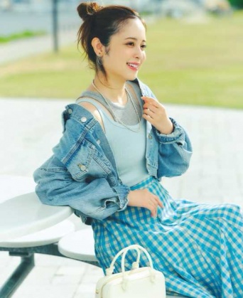Instagram:久慈暁子(@kuji_akiko)より