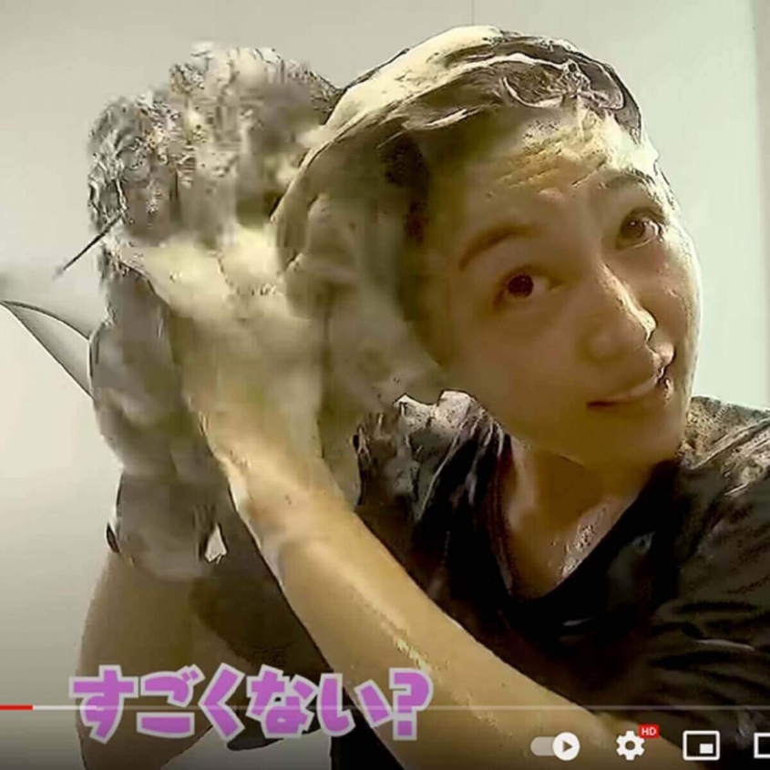 YouTube： 川口春奈オフィシャル はーちゃんねるより