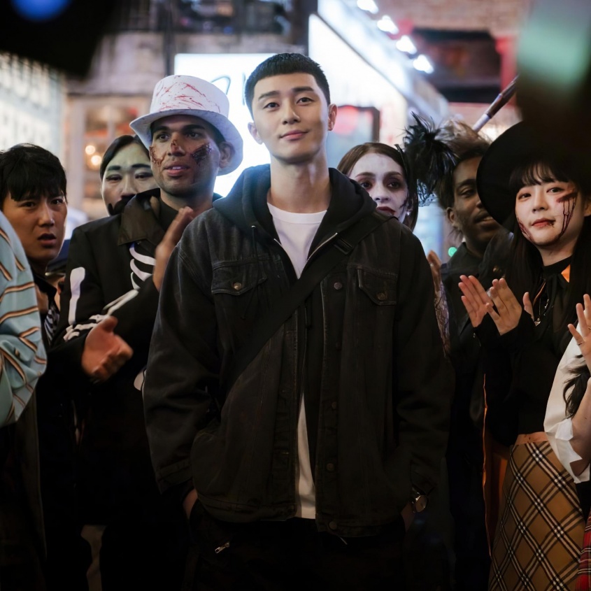 ※大ヒット韓国ドラマ『梨泰院クラス』。写真：ALBUM/アフロ