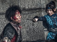 堤幸彦監督『真田十勇士』 中村勘九郎、松坂桃李、大島優子がキレッキレな勇ましすぎる場面写真一挙到着！
