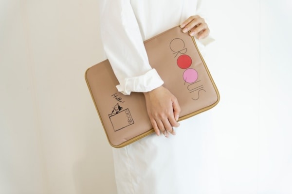 PCもA4書類もおまかせ。「クロッキーブック」マルチケース登場