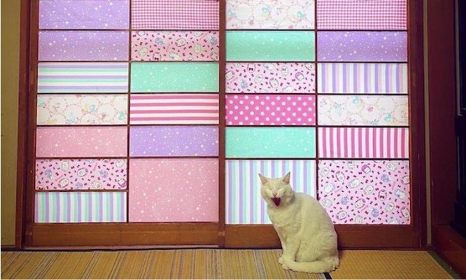 イタズラ好きな猫ちゃんも、お手上げだ！ 障子紙を「布」に替えてみた結果→めっちゃ良い