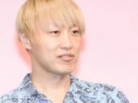 お見送り芸人しんいち
