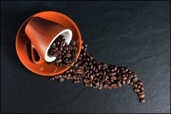 「コーヒーは体に悪いに違いない」18世紀のスウェーデン国王がそれを証明しようと行ったコーヒー実験、その結末は？