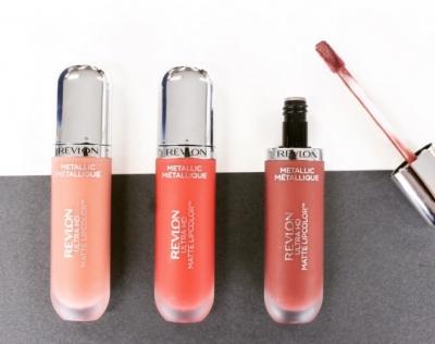 マット×メタリックの実力は!?　レブロンのマットリップ新色レビュー