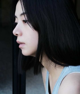 Instagram:池田エライザ(@elaiza_ikd)より