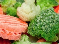 3秒ルールからご飯のチンまで、食品にまつわる12の誤解