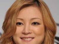 吉澤ひとみ