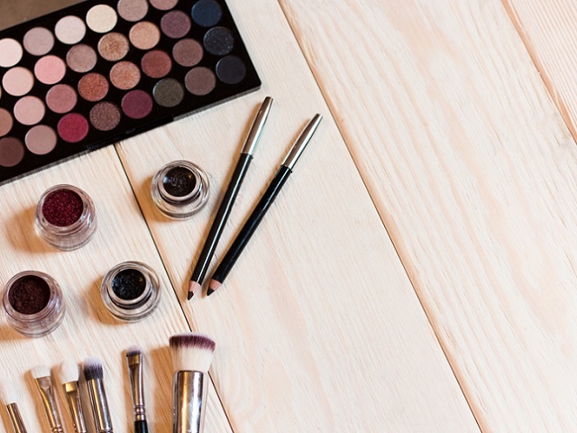 Neutral eye shadows set for make-up artist