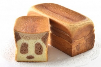 【上野土産】どこを切ってもパンダの顔が現れる!!　上野限定販売＆売り切れ必至の「パンダ食パン」