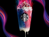 スターバックスからハロウィーンの雰囲気漂う「メラ メーラ フラペチーノ」が登場！　真っ黒な見た目のデザートも限定発売