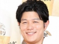 鈴木亮平