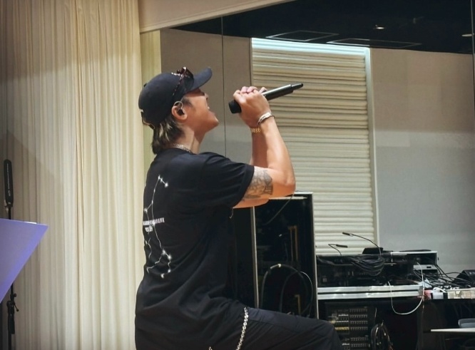 Instagram:TAKAHIRO(@exiletakahiro_official)より