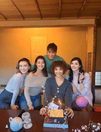 Instagram:アンミカ(@ahnmikaofficial)より