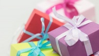 付き合いの長い彼氏にあげると喜ばれる記念日・誕生日プレゼント8選！ これでネタ切れも解消?!