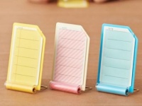 デスクにスッと。「立つふせん」が便利でかわいい！　＃おしごと雑貨