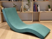 まるで無重力!?　楽な姿勢でくつろげる「ゆりいす」が新登場