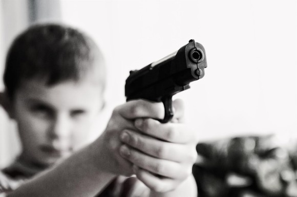 weapon-424772_640_e