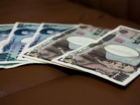 女性が貯めたい結婚資金ランキング　2位「100万円」1位は？